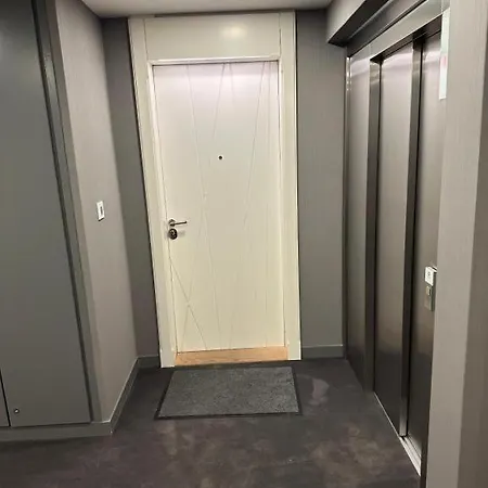 Cosy Parisian Upscale Апартаменты *