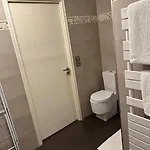 Cosy Parisian Upscale *